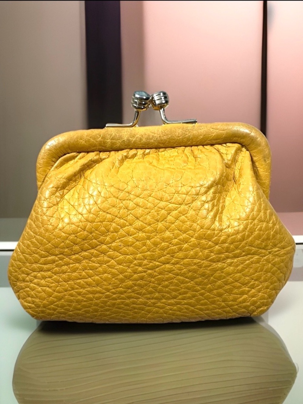 🦆 DOONEY & BOURKE LEATHER KISSLOCK COIN POUCH IN MUSTARD YELLOW VINTAGE